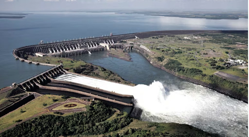 ITAIPÚ EN EL CENTRO DEL DEBATE: ESPERANZA MARTÍNEZ CUESTIONA EL HERMETISMO DEL GOBIERNO EN LA NEGOCIACIÓN
