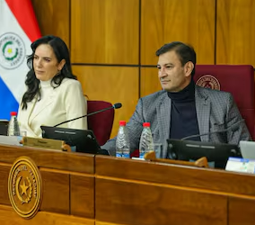 “Guerra Fría” en la ANR: Entre “pastillas de Ubicol”, acusaciones de caudillismo y la sombra del “Mero Mero”
