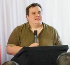 EL TABLERO COLORADO HACIA 2028: CÉSAR SOSA, EN LA ENCRUCIJADA ENTRE LA OFERTA DE LA DISIDENCIA Y EL PODER TERRITORIAL LA JUGADA POLÍTICA: LA DISIDENCIA TIENTA AL GOBERNADOR DE GUAIRÁ
