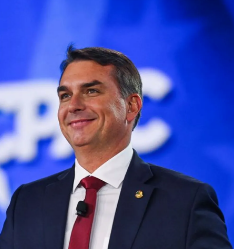 ELECCIONES EN BRASIL 2026: FLÁVIO BOLSONARO RECHAZA LOS RESULTADOS Y PEDIRÁ LA ANULACIÓN DE LOS COMICIOS ANTE EL TSE